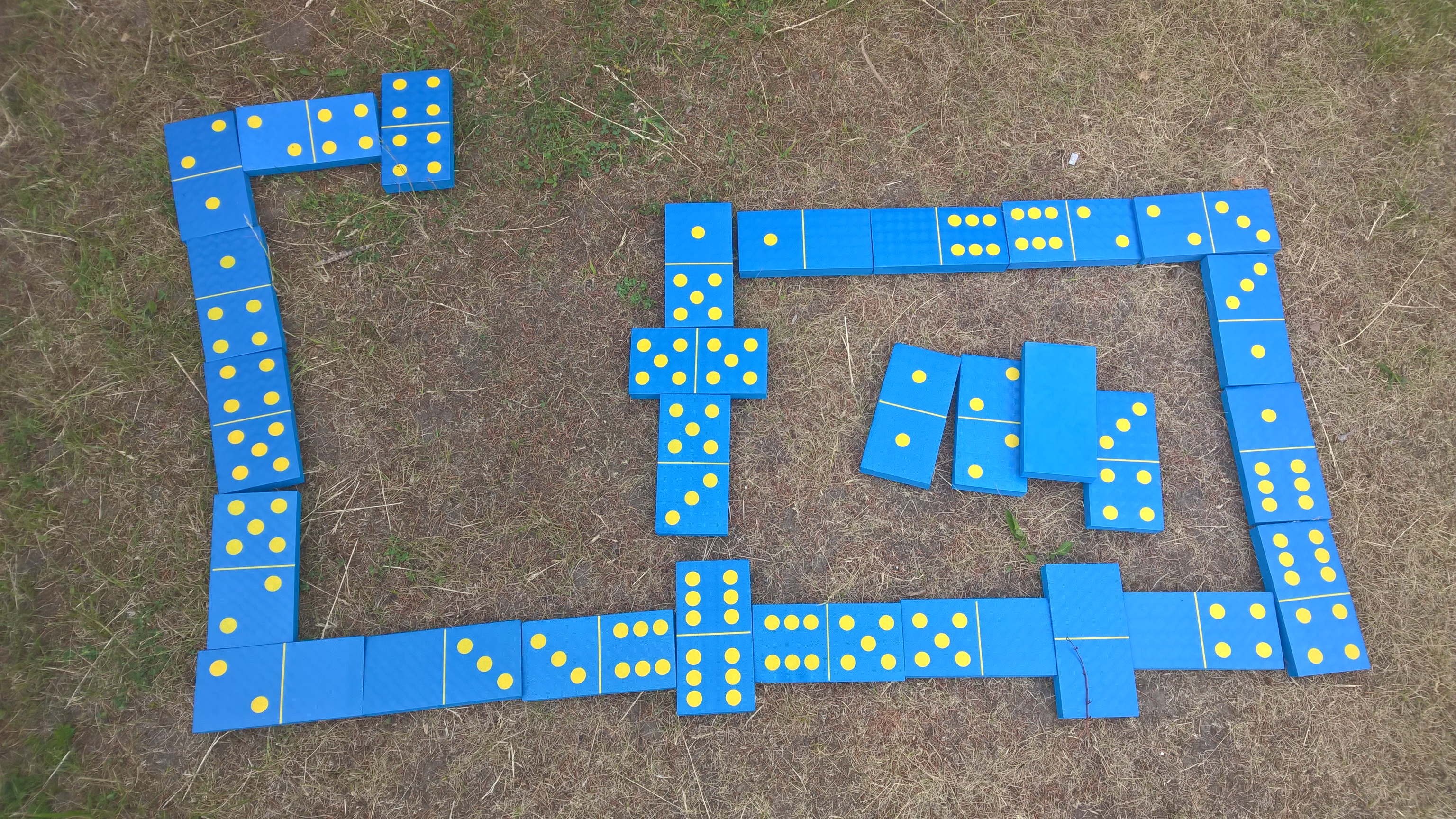 Domino 3